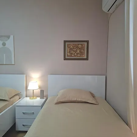 Apartman Ideal Location Near Blloku *